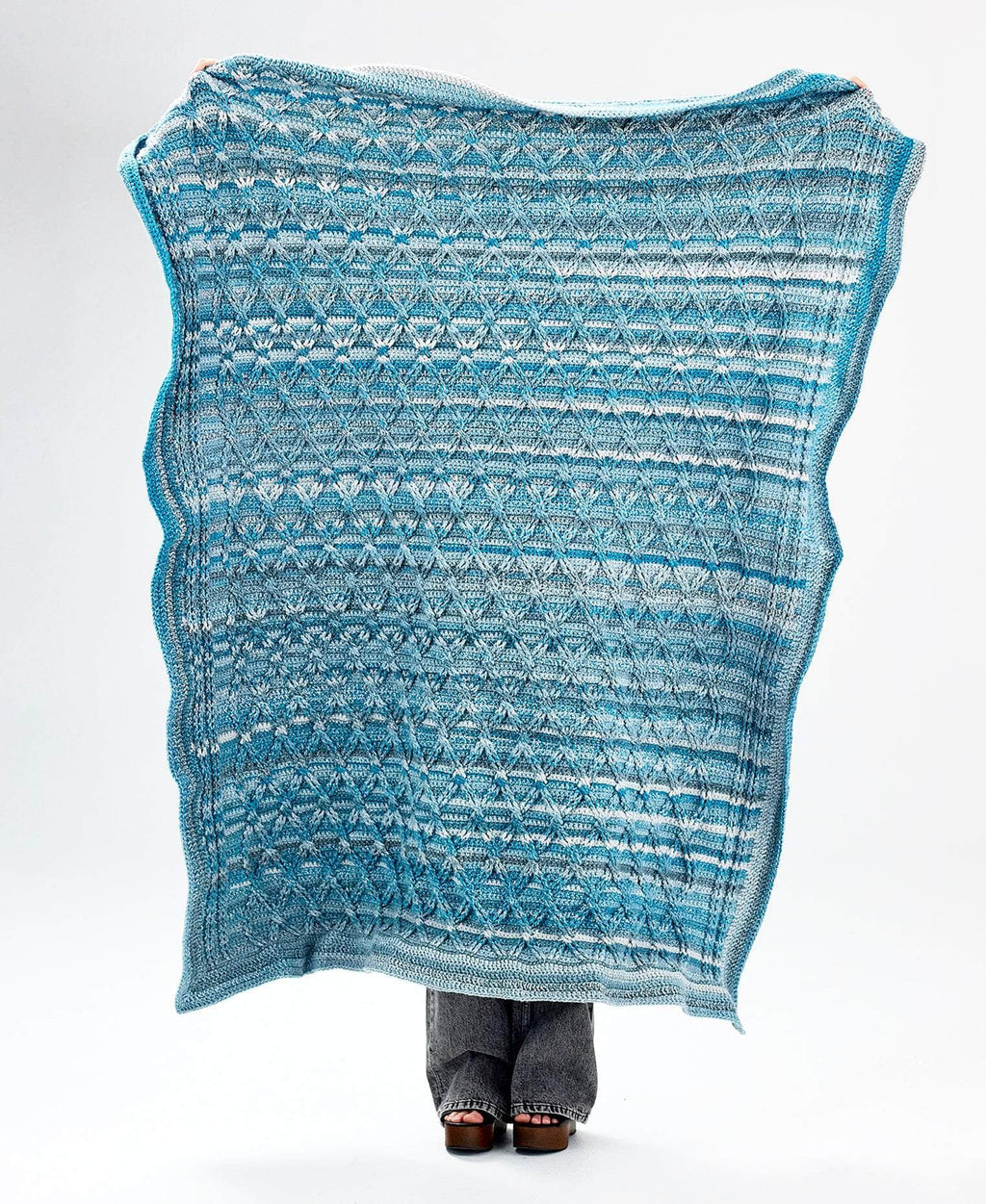 Double Diamond Throw – Premier Yarns