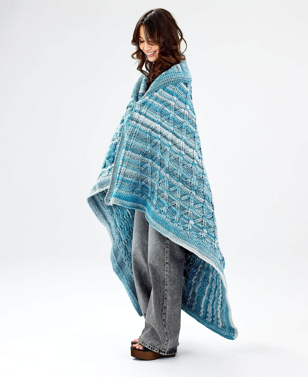 Double Diamond Throw – Premier Yarns