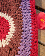Circle in a Square Throw