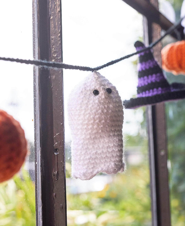 Happy Haunting Garland