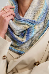 Knit Blooming Bandana Cowl