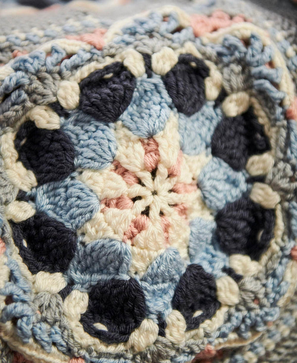 Porcelain Stitch Blanket