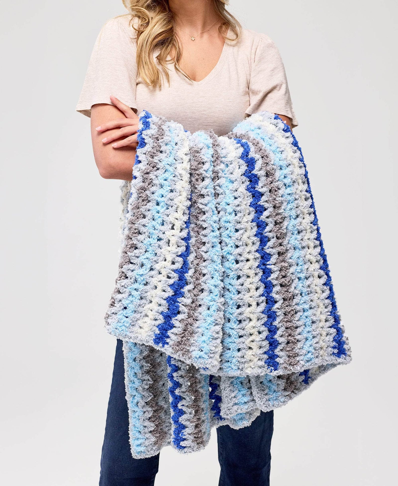 Blue Tides Blanket – Premier Yarns