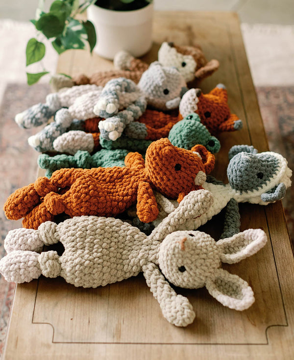 Mama Made Minis Knotted Loveys