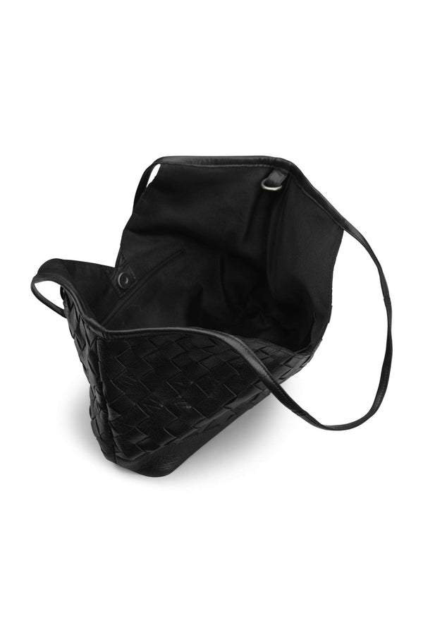 Dosy Black