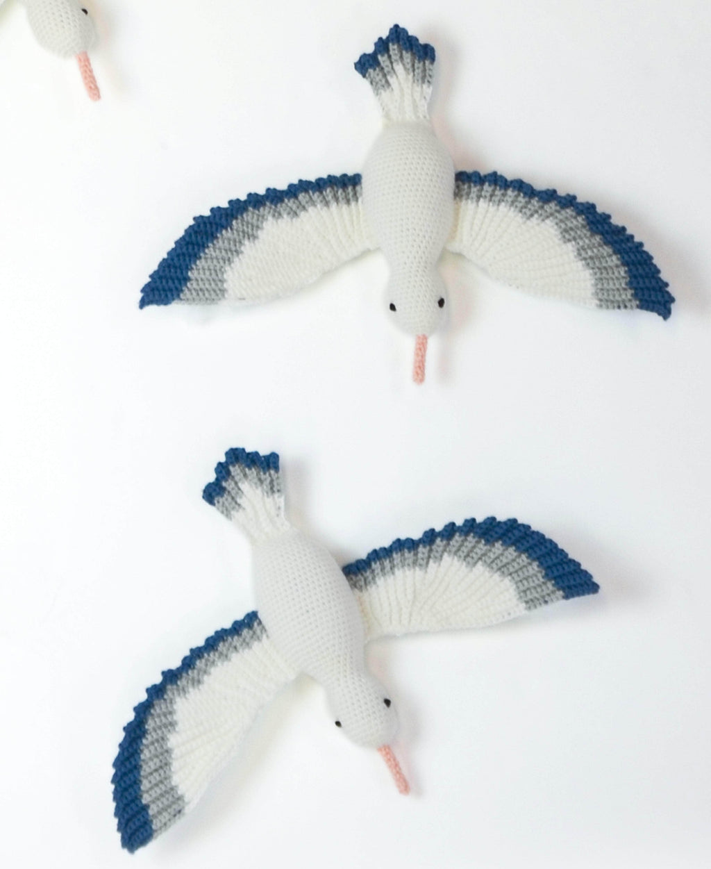 Interlocking Seagull Pattern Swift Seagull – Premier Yarns