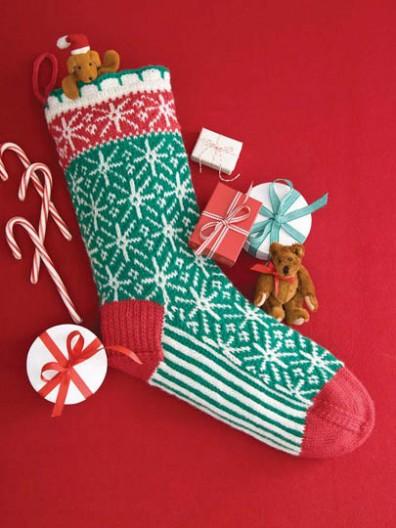 50 Knitted Gifts for Year-Round Giving: Designs for Every Season and Occasion Featuring Universal Yarn Deluxe Worsted