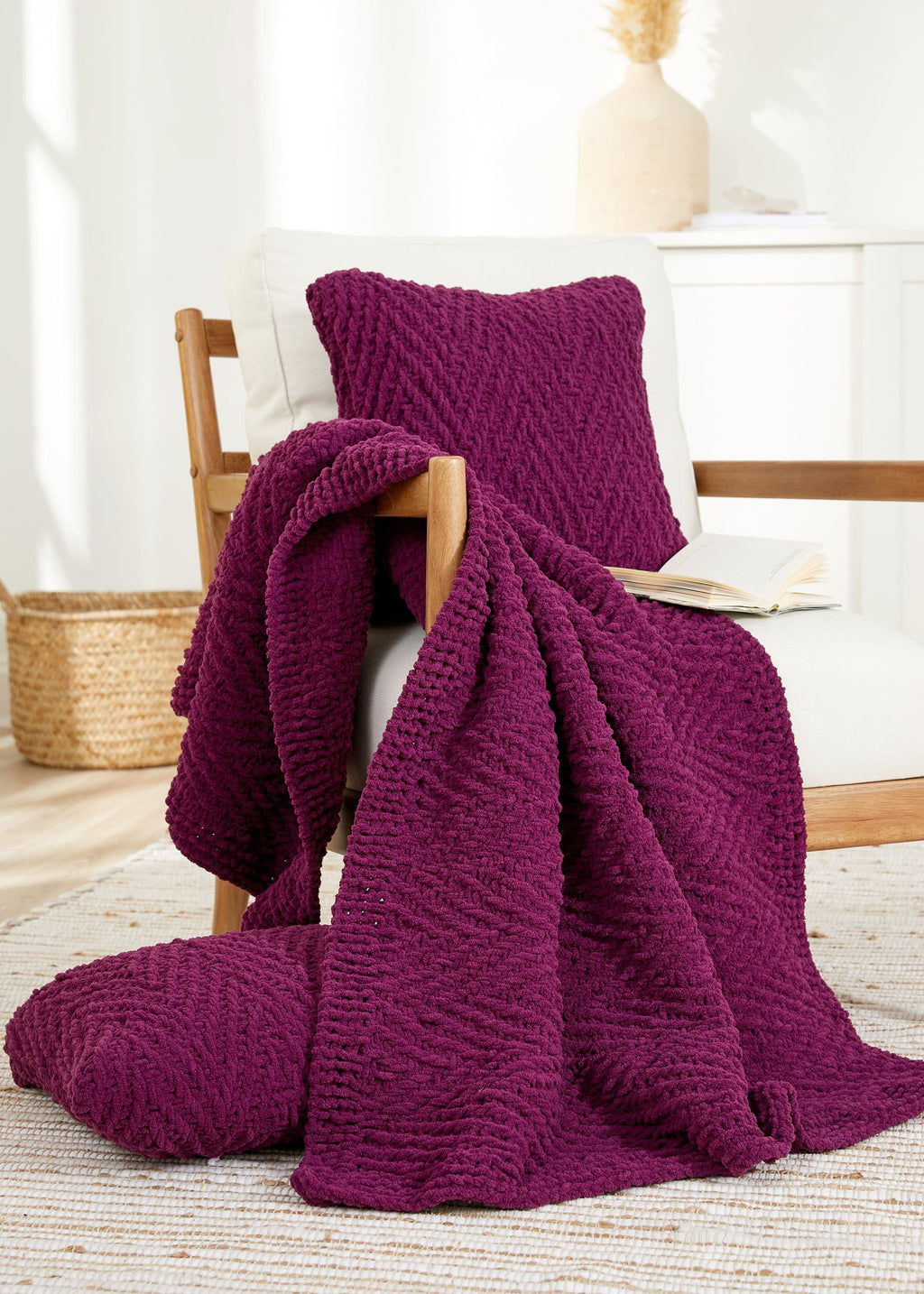 Woven Herringbone Blanket and Pillows – Premier Yarns