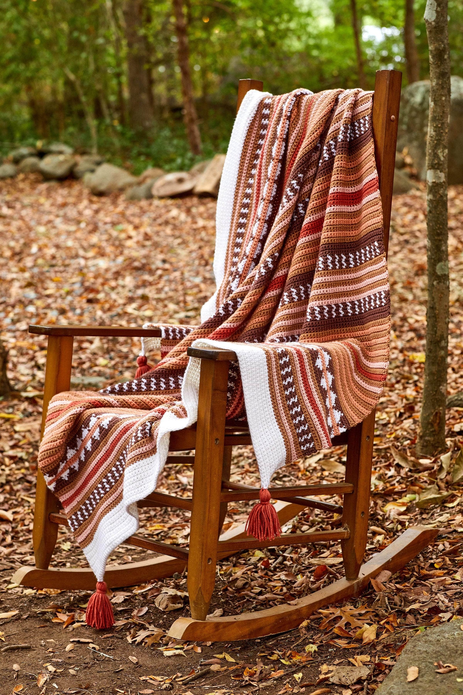 Cozyパターン Peach Azalea Blanket – Premier Yarns