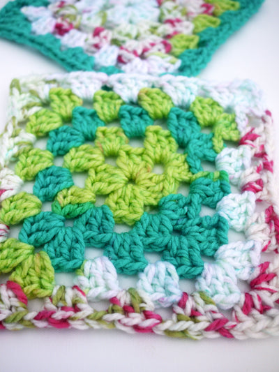 Bloom Chunky Basic Granny Square