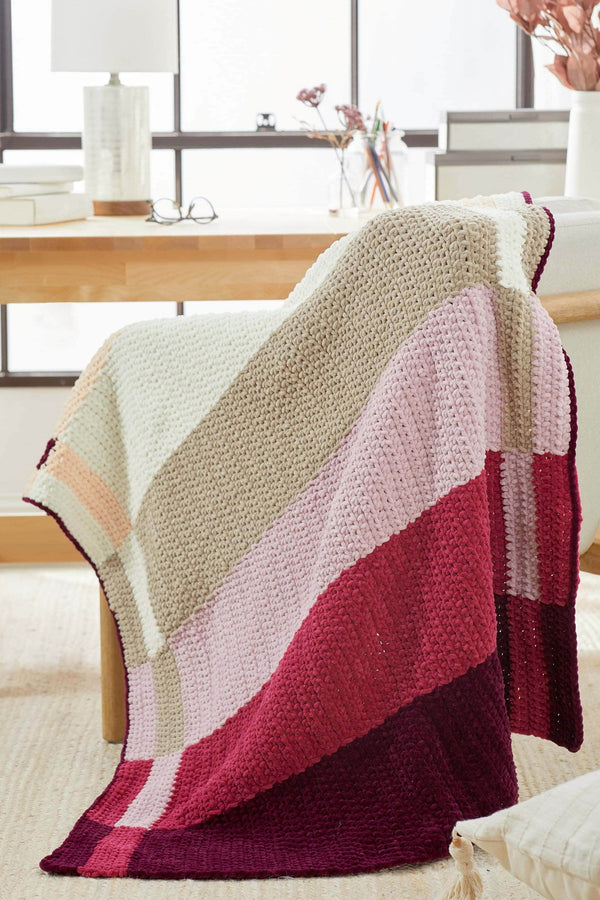 Intarsia Colorblock Blanket