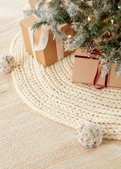 Pompom Tree Skirt